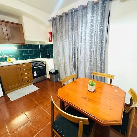 Apartman Nova T1 Rua Da Oura *